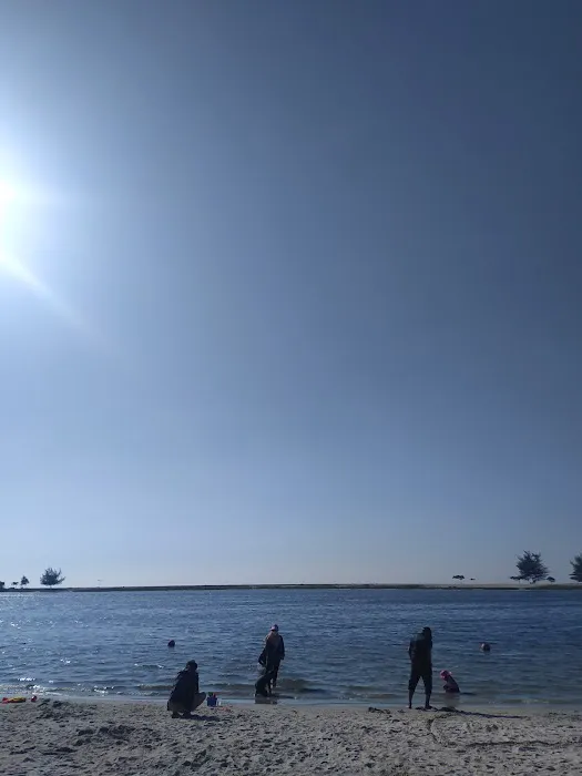 Pasir Putih Pantai Ancol 4