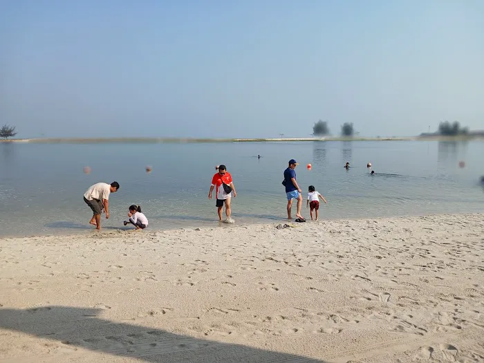 Pasir Putih Pantai Ancol 0