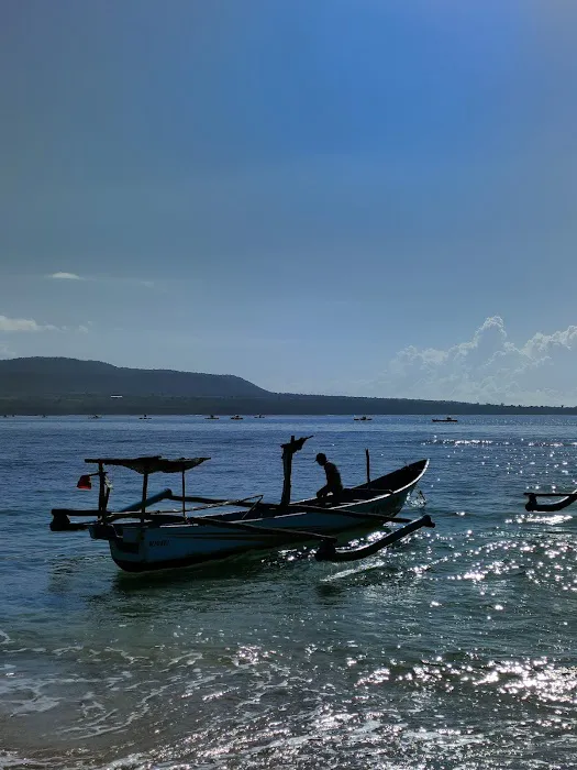 Pantai Labangka 1 3