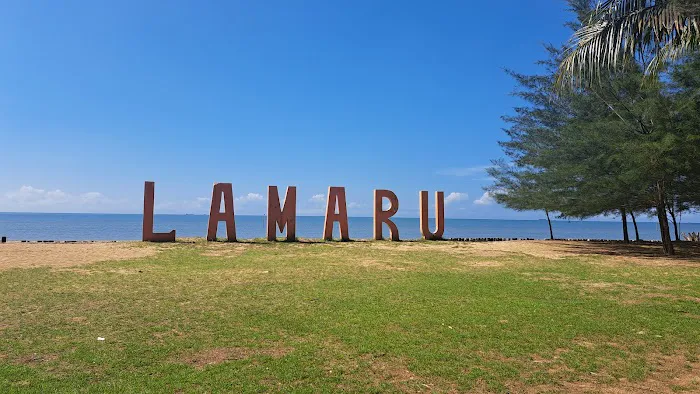 Pesisir Lemaru Beach 5