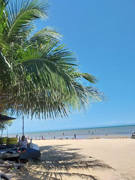 pantai cemara 0