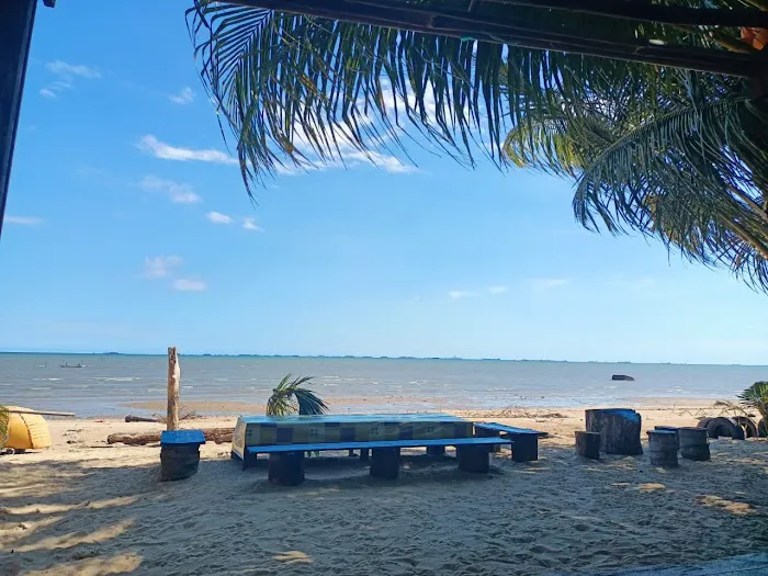 Pantai Wisata Nyiur Melambai 08 5