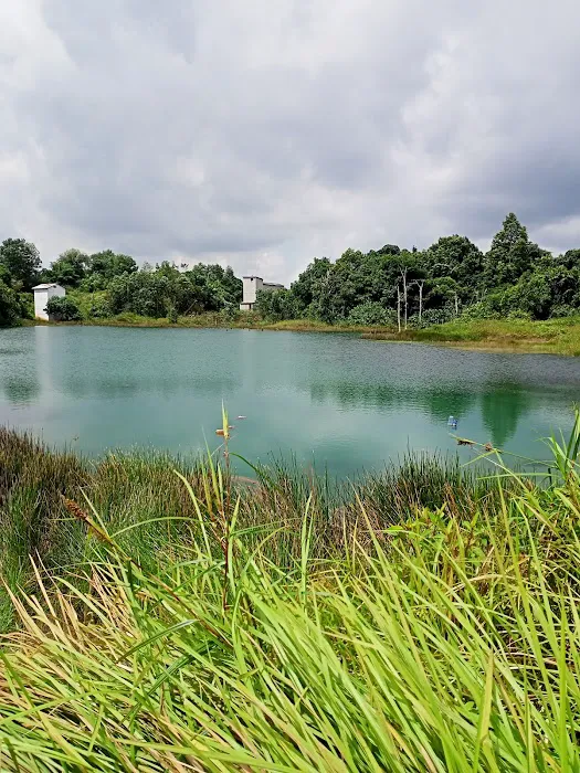 Danau Cermin Lamaru 2