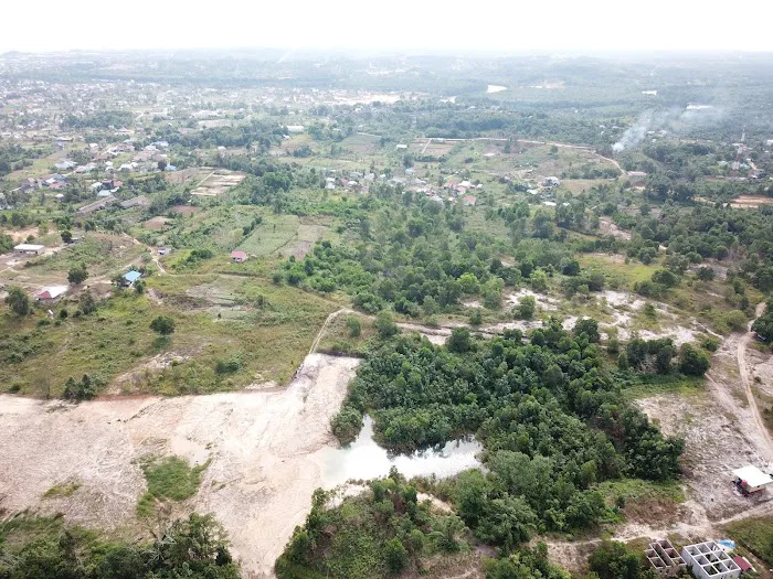 Danau Cermin Lamaru 4