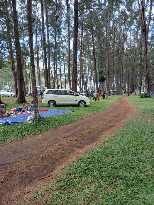 Pantai Tanah Merah Tanjung Harapan 0