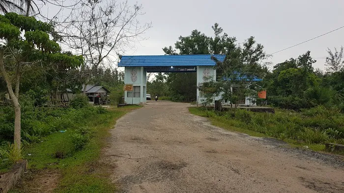 Pantai Tanah Merah Tanjung Harapan 4