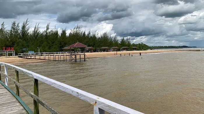 Pantai Kuala 4