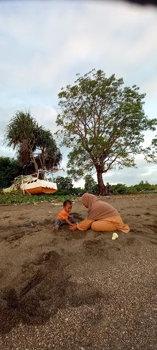 Pantai kesi 4