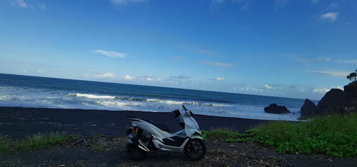Pantai Watu Gedeg 5