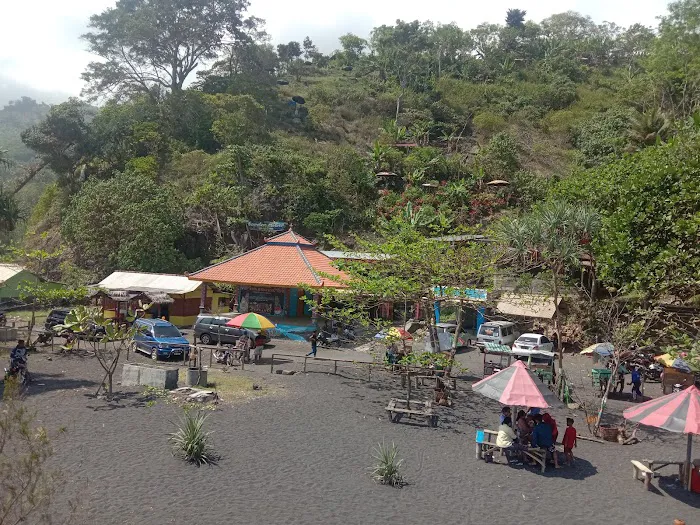 Puncak Watu Ghodeg 4