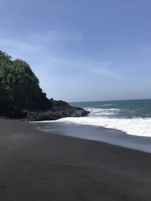 Pantai Pucukan 7