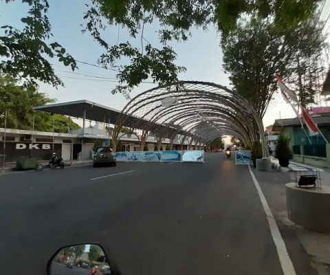 Spot Foto Lorong Bambu