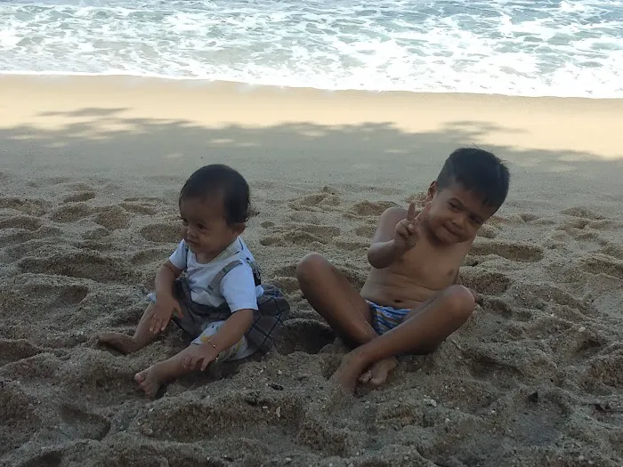 Pantai Batu Kucing 6