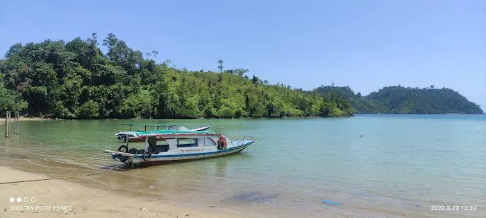 Pantai Sarung Sakin 4