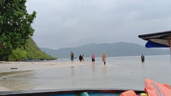 (cahaya biru) pariwisata sungai nyalo 4