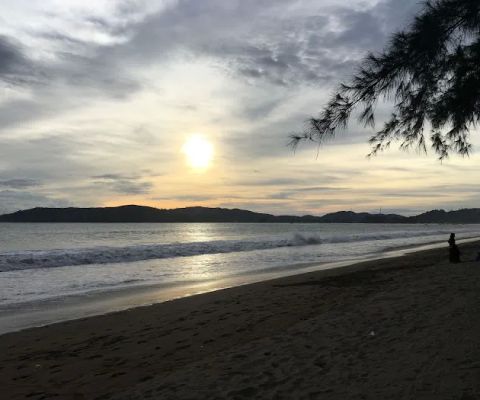 Kawasan Pantai Muaro Bantiang