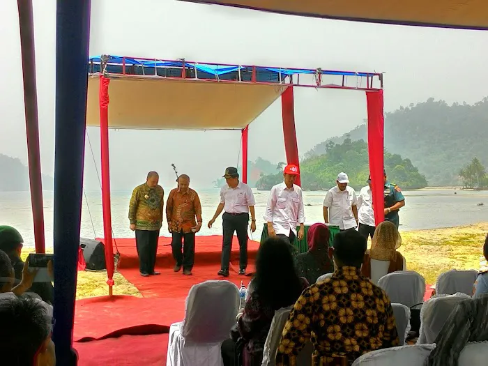 Amphitheater Sungai Nyalo 3