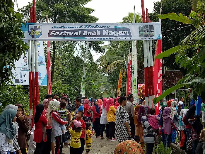 Pantai Pesona 5