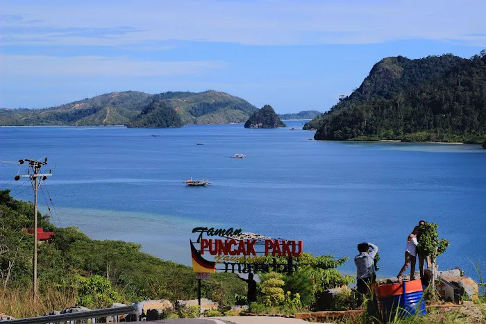 Puncak Paku 5