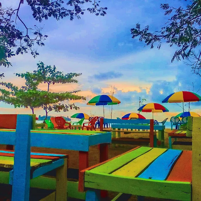 Pantai Kampoeang Tingga 7
