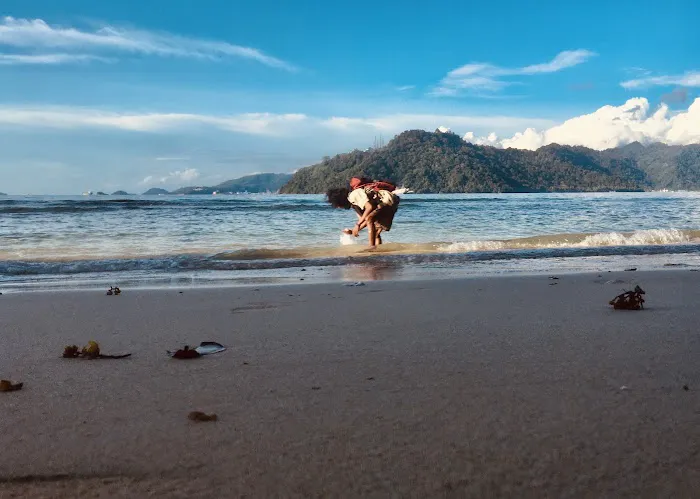Pantai Ujuang Sandiang 7