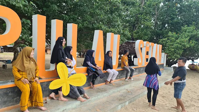 Pulau Soetan 2