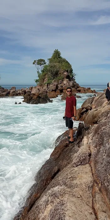 Dermaga Carocok Wisata Mandeh 0