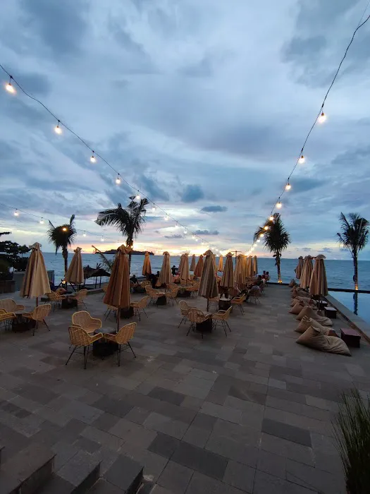 Marawa Beach Club 2