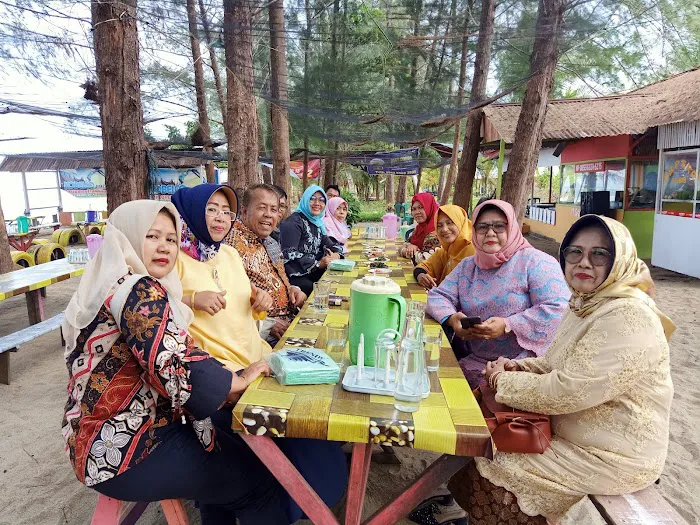 Pantai Sago 6
