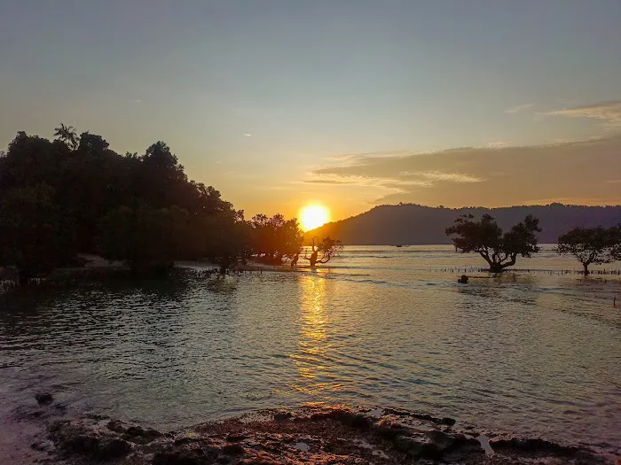 Pulau Sunrise 8