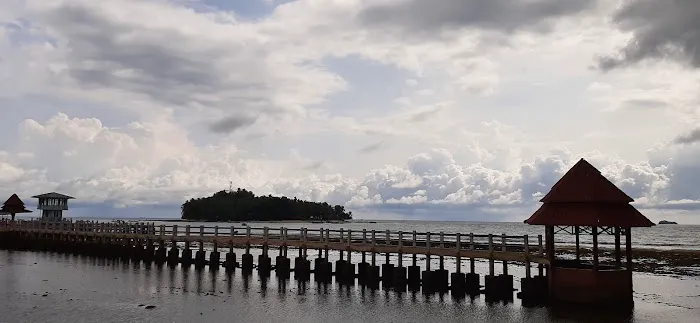 Pantai Salido 0