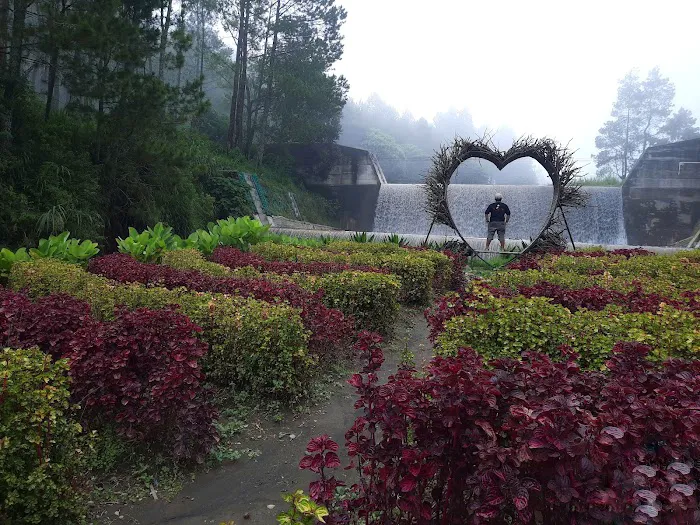 OYOT ( Obyek Wisata Coban Talun ) 3