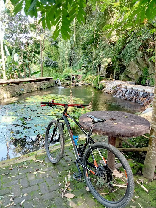 Wisata alam sumber Ngesong Banyu bening 1