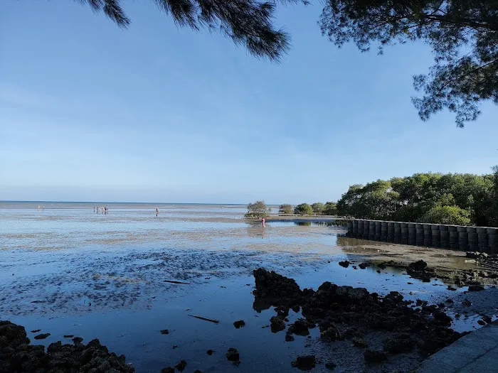 Wisata Pantai Talang Siring Pamekasan 3