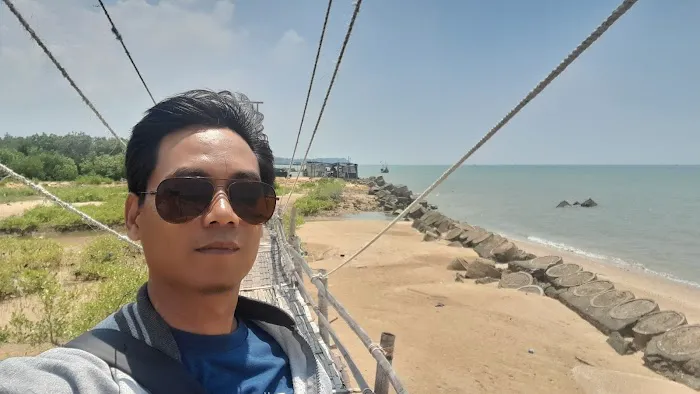 Pantai padelegan 8