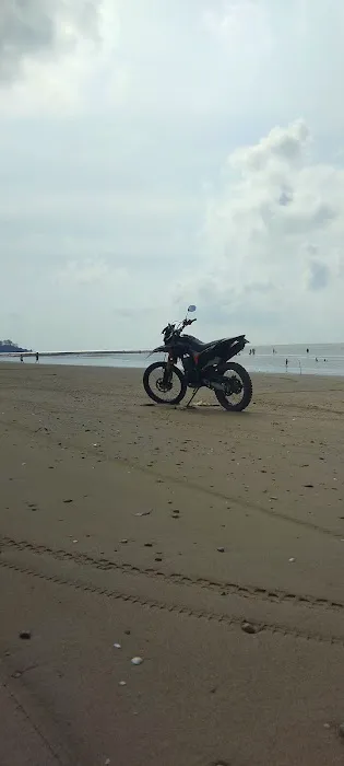 Pantai padelegan 7
