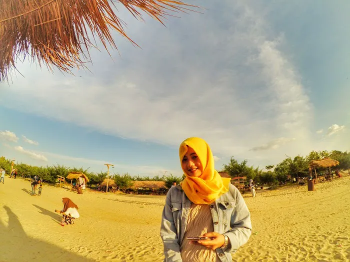 Pantai Cuma Kamu 6
