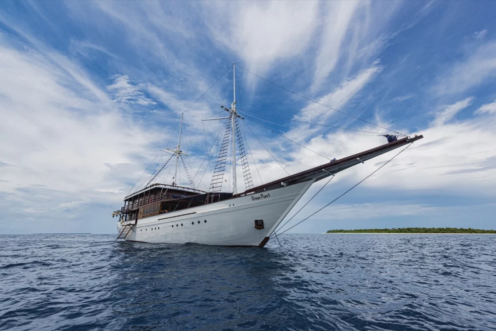 Luxury Yacht Charters to Explore Indonesia’s Majestic Volcanoes