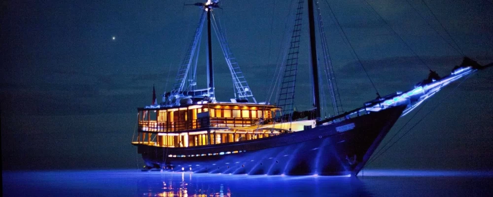 Luxury Yacht Experiences to Explore Indonesia’s Breathtaking Scenery