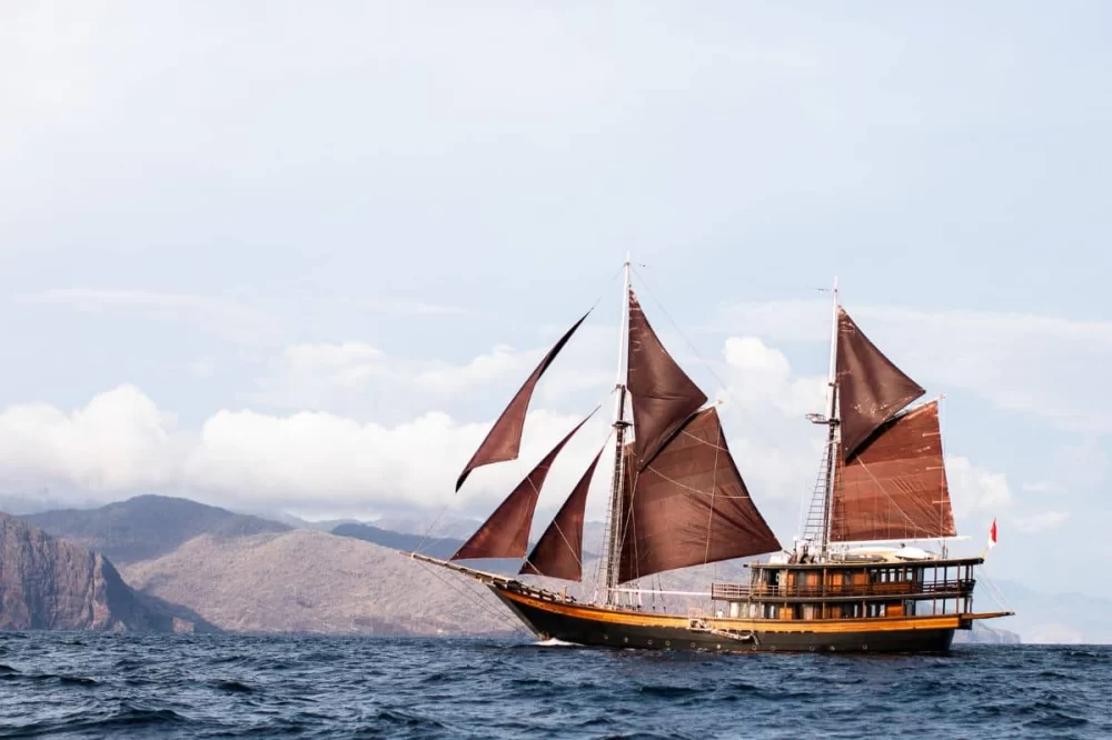 Unveiling the Intricate World of Traditional Boat - building in Indonesia