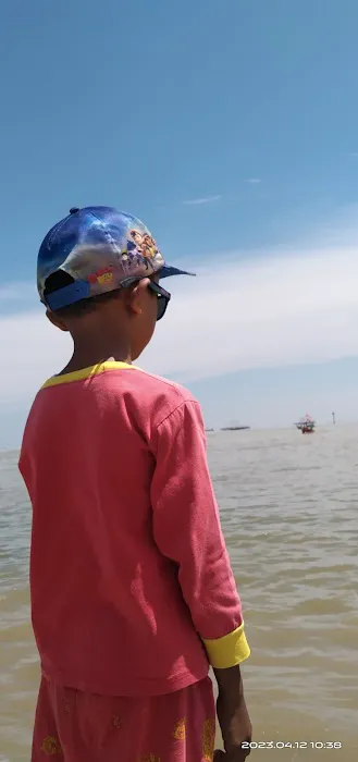 Pantai Morodemak Bonang 6
