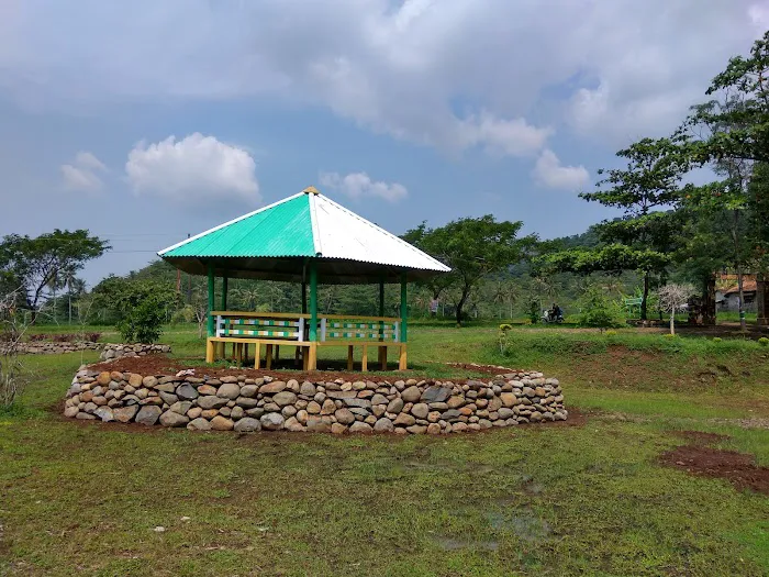 Putri Mandalika Jepara 0