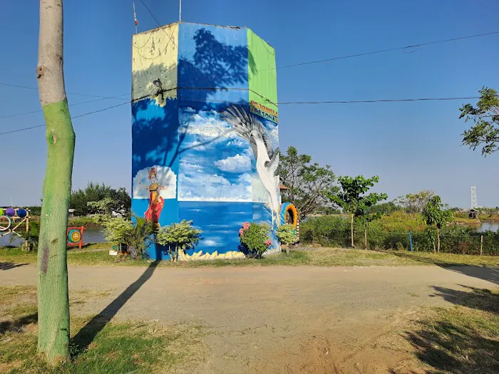 Pantai Pesona Banyutowo 9