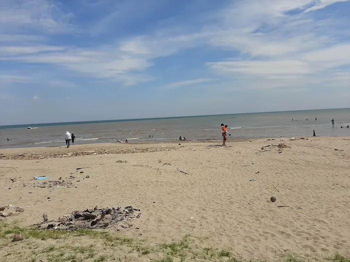 Pantai Dewata Wakka 0