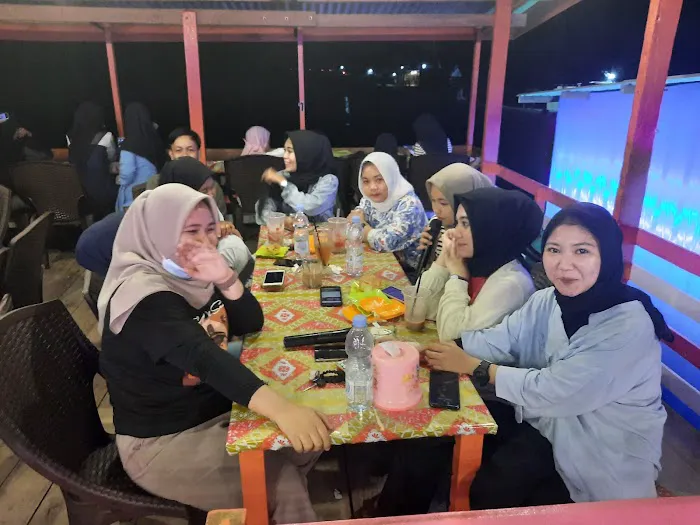 Ujung Tape 5