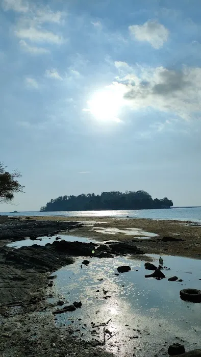 Dermaga Ujung Indah Pulau Dutungan 2