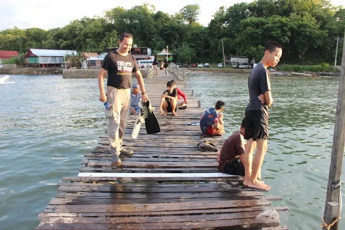 Dermaga Ujung Indah Pulau Dutungan 6