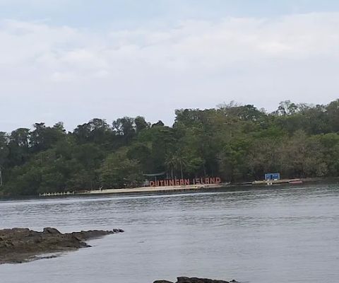 Dermaga Ujung Indah Pulau Dutungan
