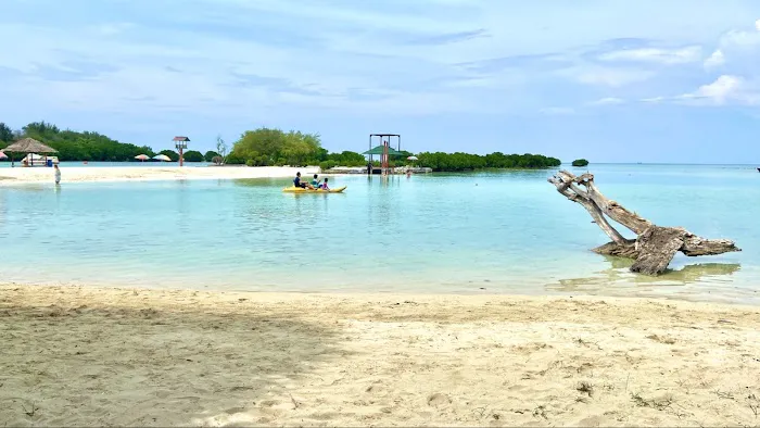 Pasir Perawan Beach 4