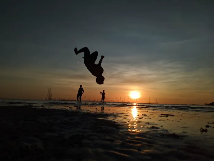 LABUNGNGE BEACH 4